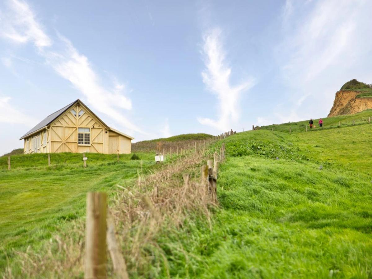 Beautiful Seaside Holiday home West Bay